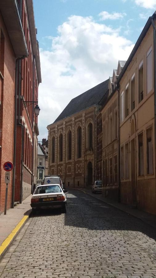 Loft 4 Du Temple Hypercentre & Parking Apartment Cambrai Bagian luar foto