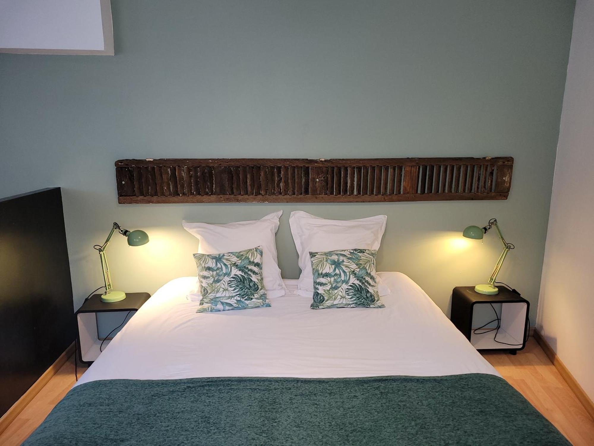 Loft 4 Du Temple Hypercentre & Parking Apartment Cambrai Bagian luar foto